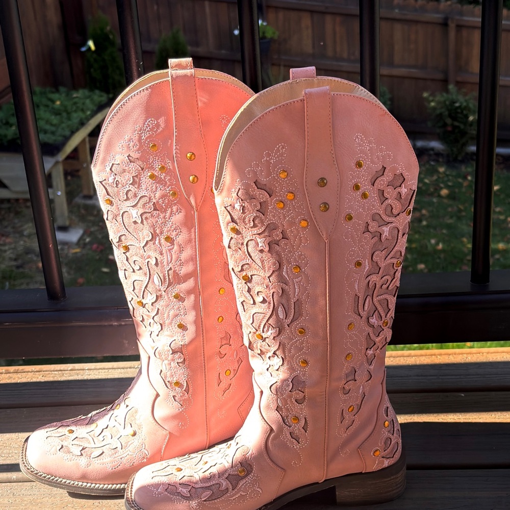 Pink Embroidered Western Boots